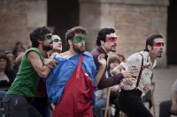 Amb el maig, sortim al carrer