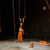 Jlia Farrero presentar al maig Teia, un espectacle de circ inspirat en la tradici pirinenca de les falles